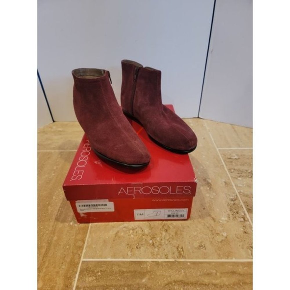 Women NEW Aerosoles Size 7.5 Willingly Wine Ankle